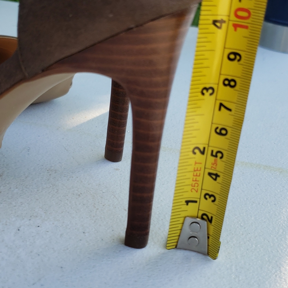 LOFT Shoes - Picture 5 of 5